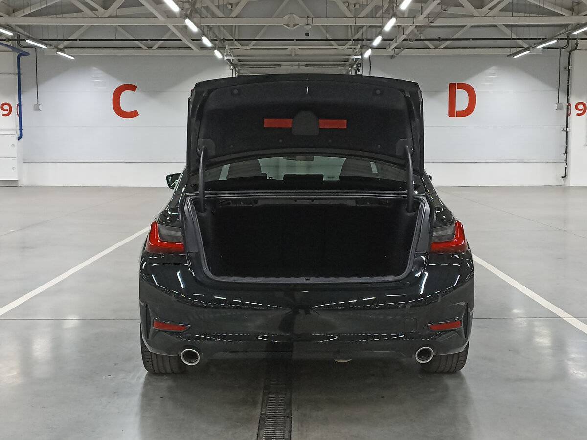 BMW 3 серии с пробегом — 2019 год. Фото: #9