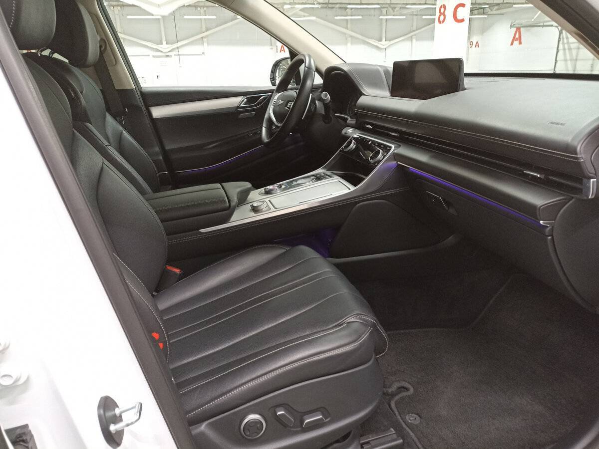 Genesis GV80 с пробегом — 2021 год. Фото: #10