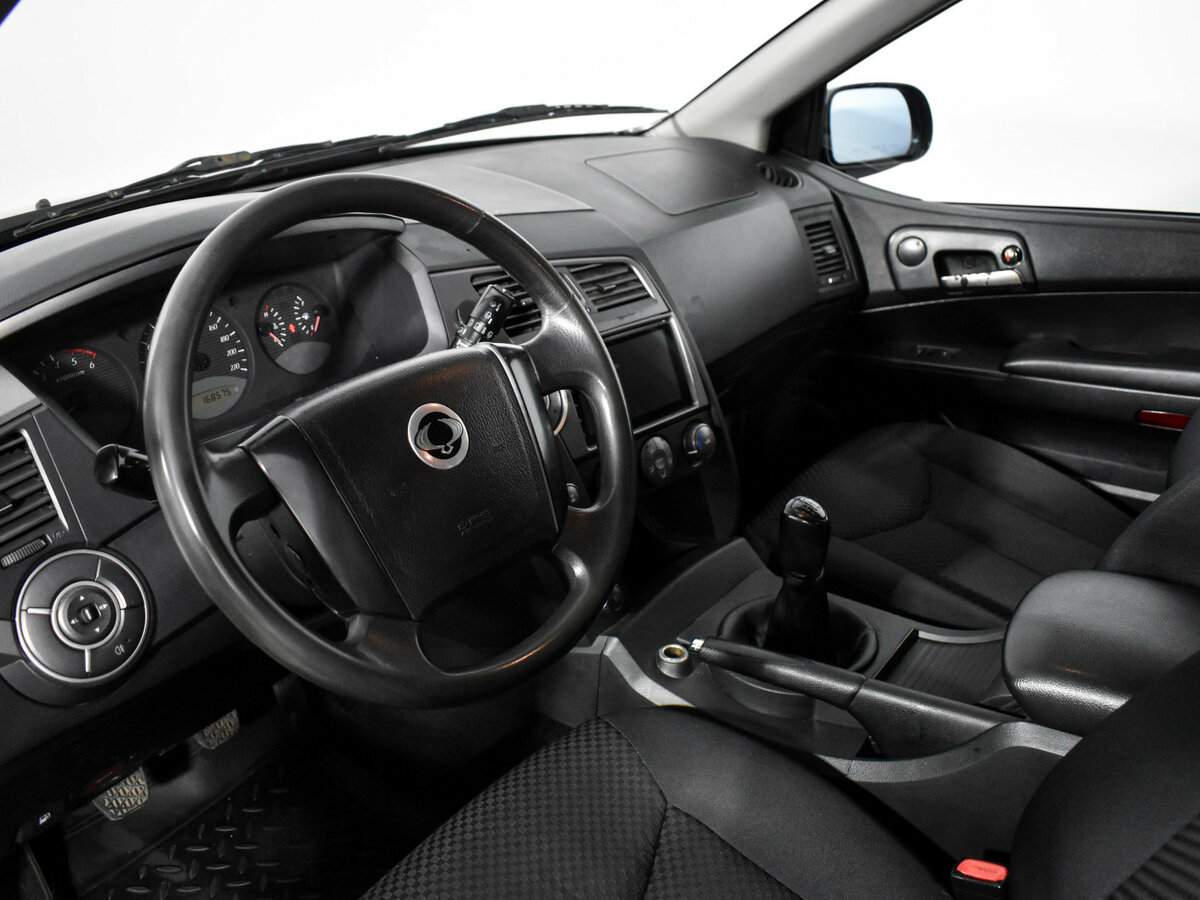 SsangYong Kyron с пробегом — 2010 год. Фото: #8