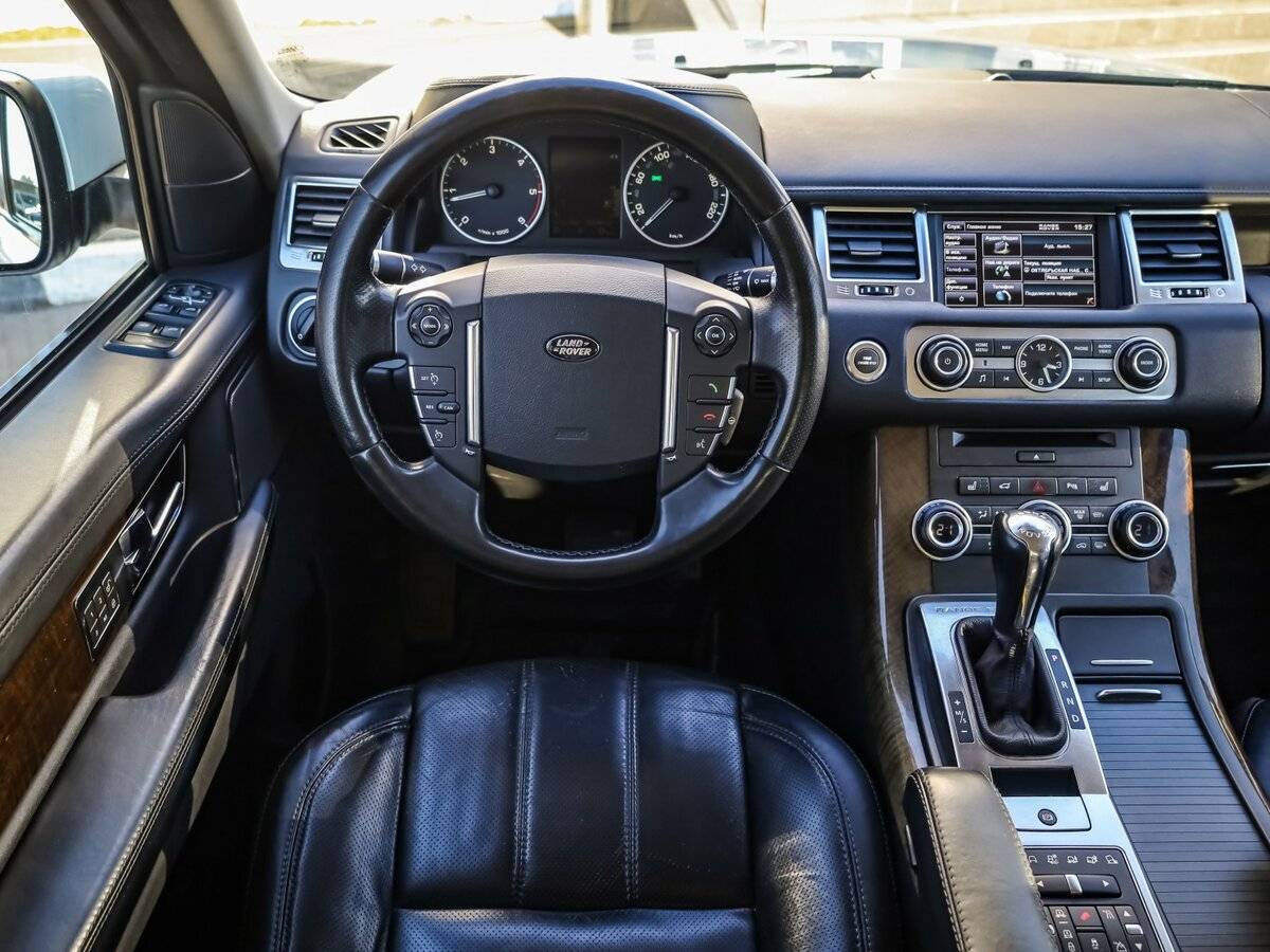 Land Rover Range Rover Sport с пробегом — 2013 год. Фото: #13