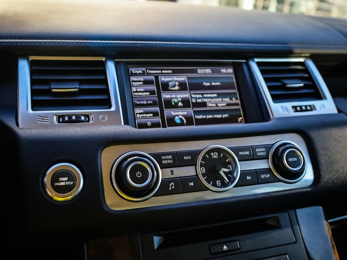 Land Rover Range Rover Sport с пробегом — 2013 год. Фото: #17