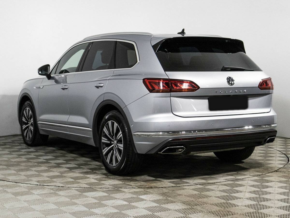 Volkswagen Touareg с пробегом — 2018 год. Фото: #6