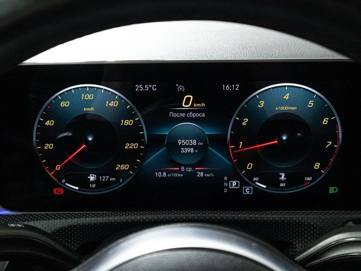 Mercedes-Benz CLA с пробегом — 2019 год. Фото: #11