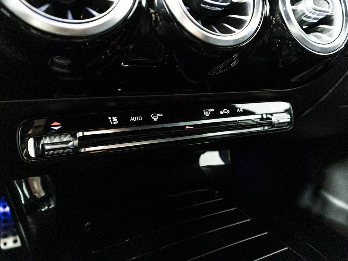 Mercedes-Benz CLA с пробегом — 2019 год. Фото: #22