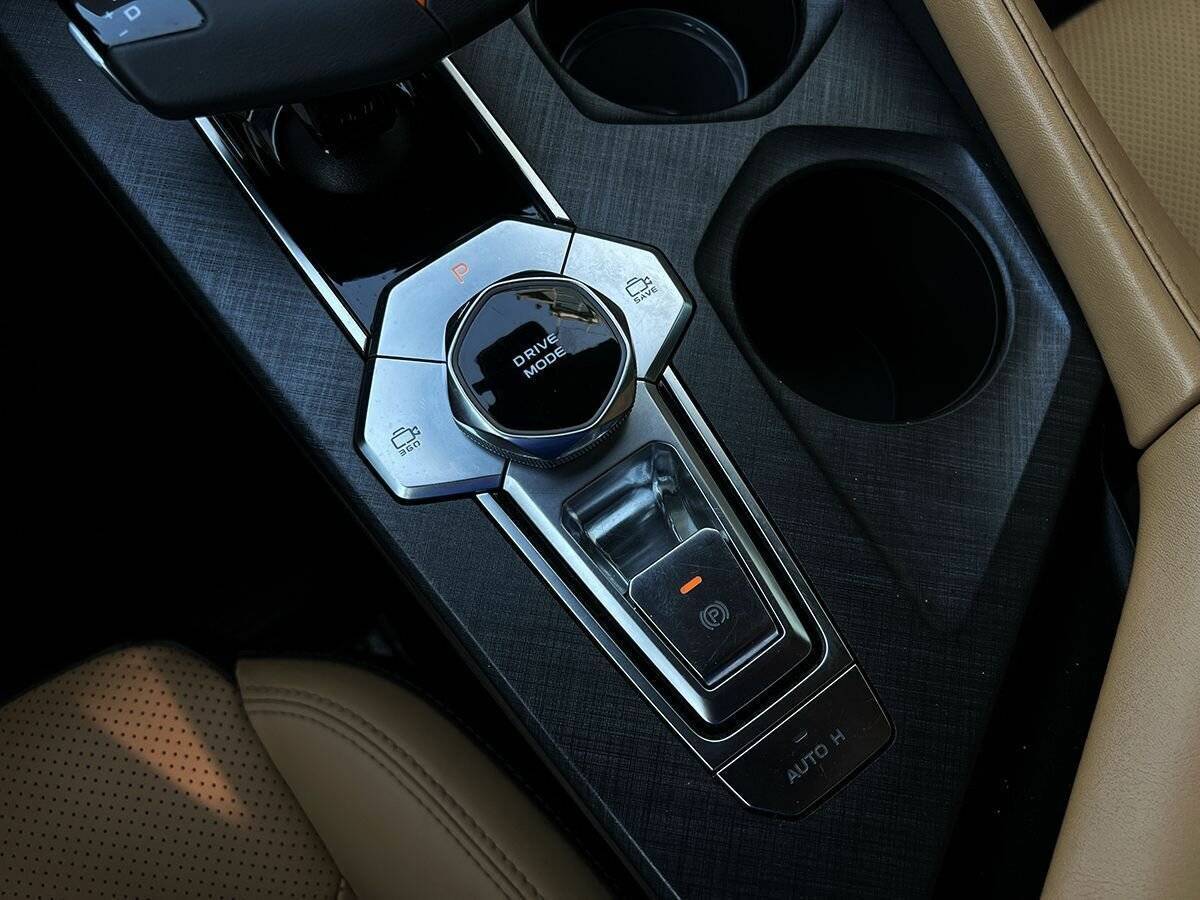 Changan UNI-V с пробегом — 2023 год. Фото: #15