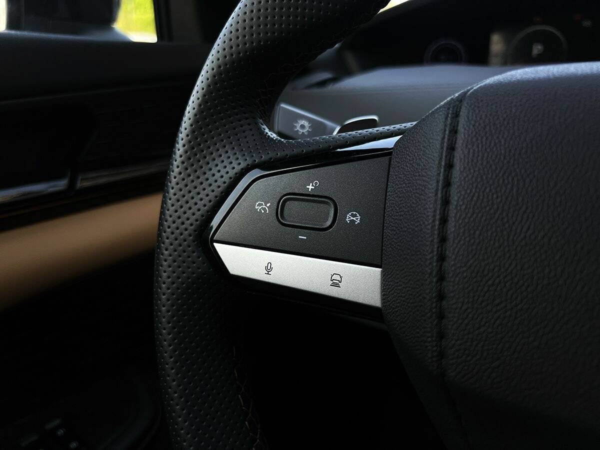 Changan UNI-V с пробегом — 2023 год. Фото: #16