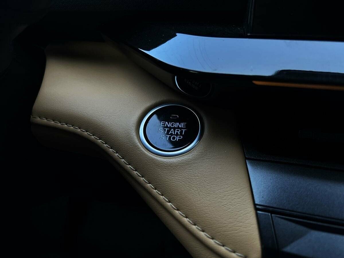 Changan UNI-V с пробегом — 2023 год. Фото: #17