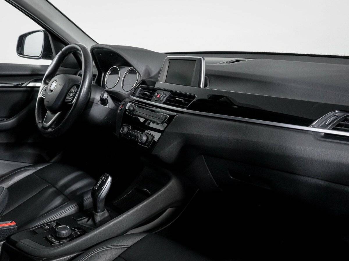 BMW X1 с пробегом — 2018 год. Фото: #8