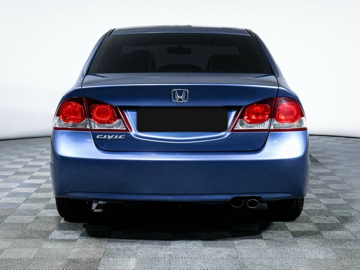 Honda Civic с пробегом — 2009 год. Фото: #5