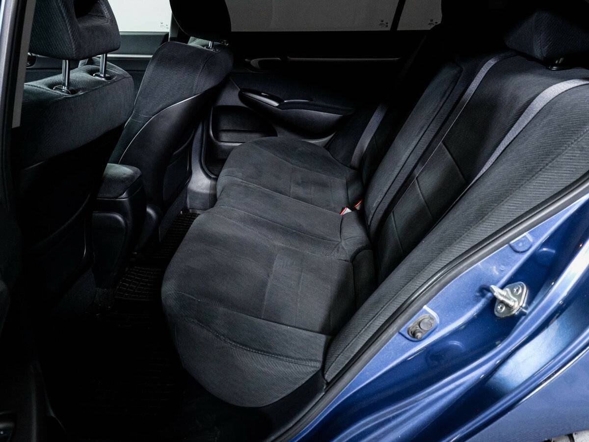 Honda Civic с пробегом — 2009 год. Фото: #9