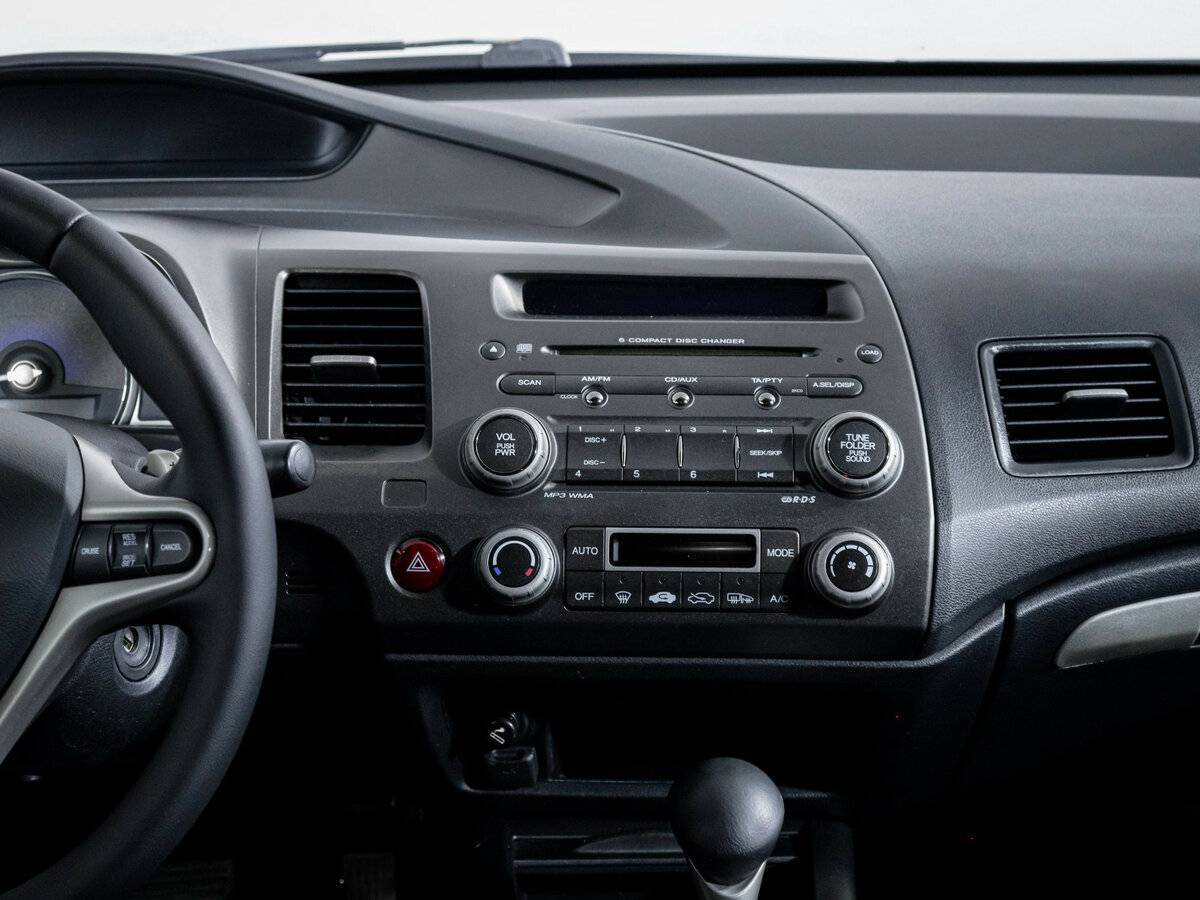 Honda Civic с пробегом — 2009 год. Фото: #12