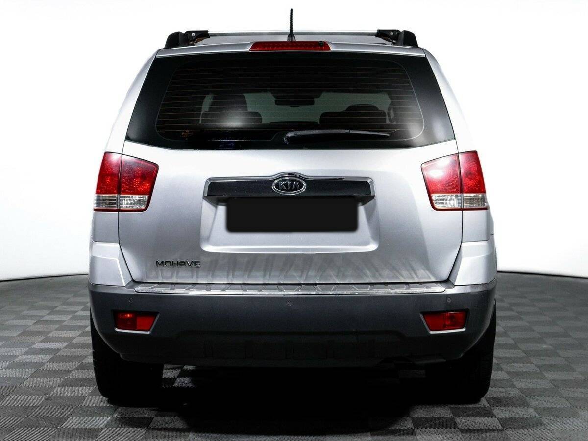 Kia Mohave с пробегом — 2011 год. Фото: #5