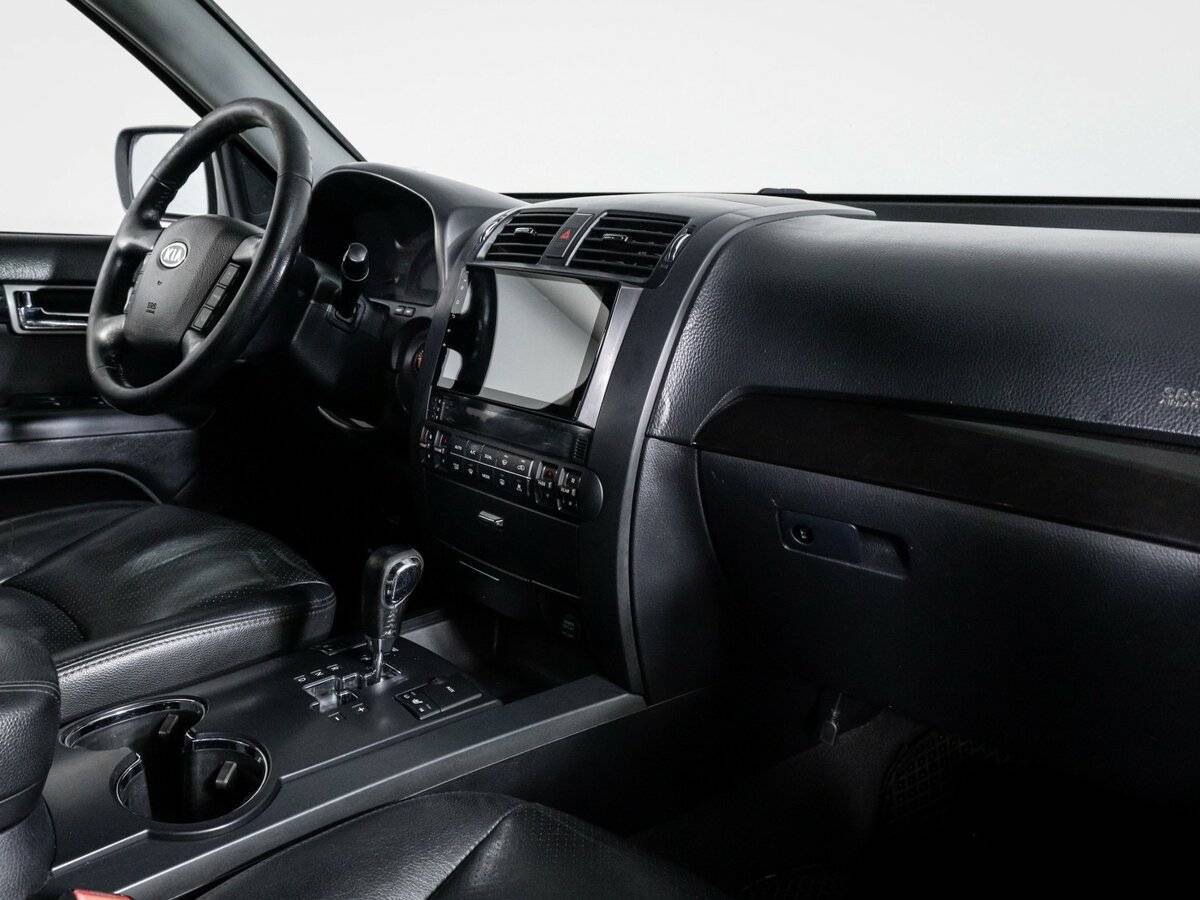 Kia Mohave с пробегом — 2011 год. Фото: #8