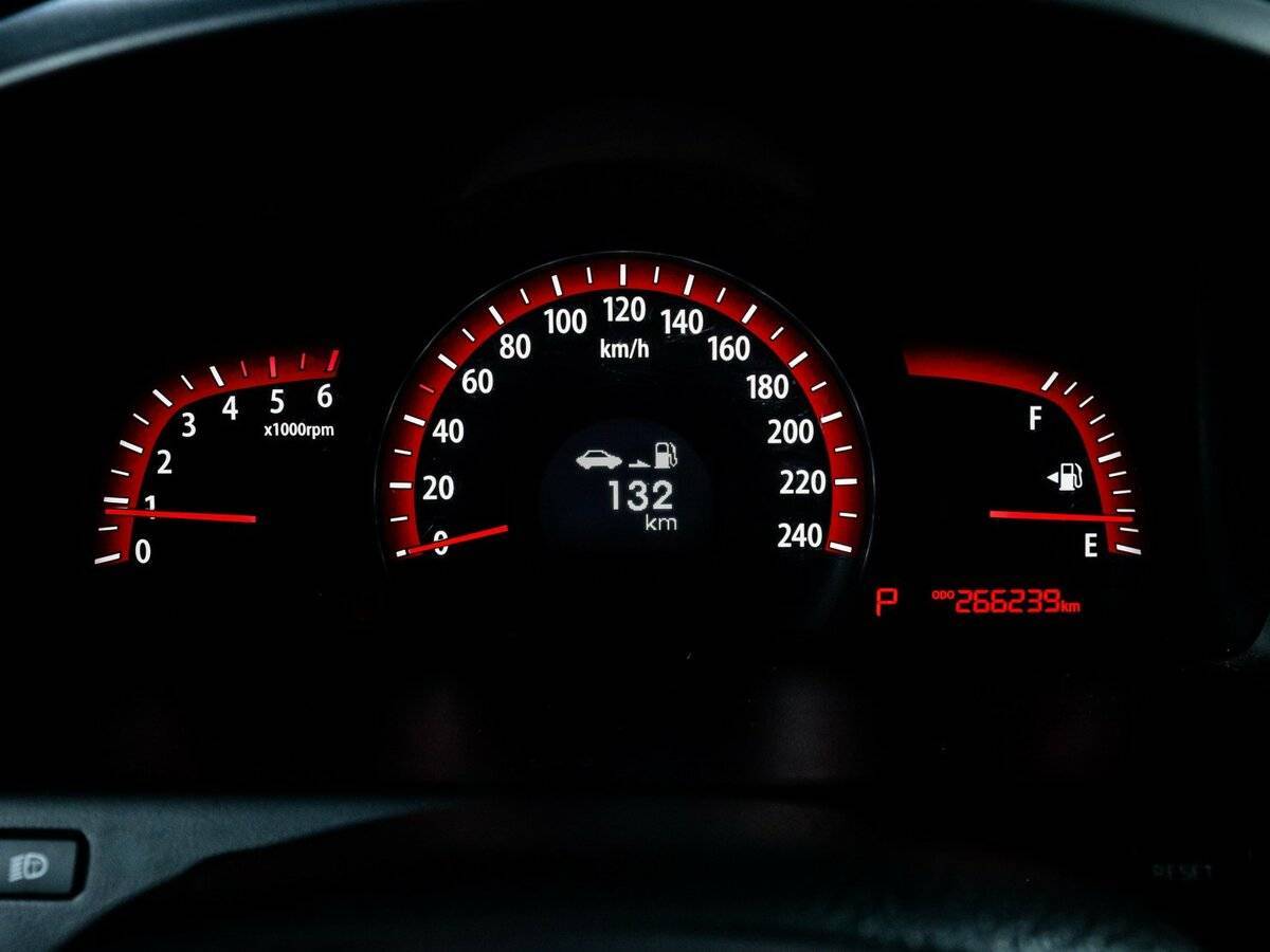 Kia Mohave с пробегом — 2011 год. Фото: #10