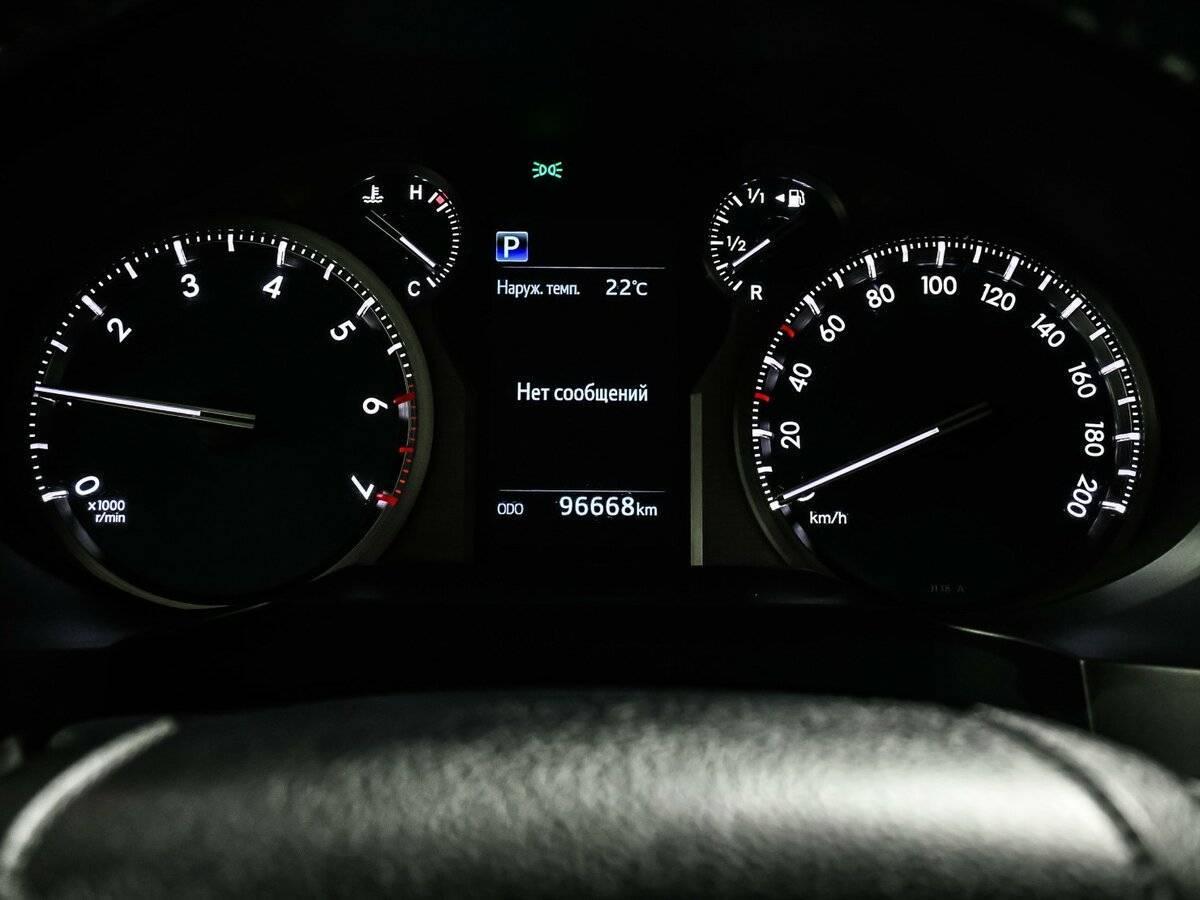 Toyota Land Cruiser Prado с пробегом — 2018 год. Фото: #9