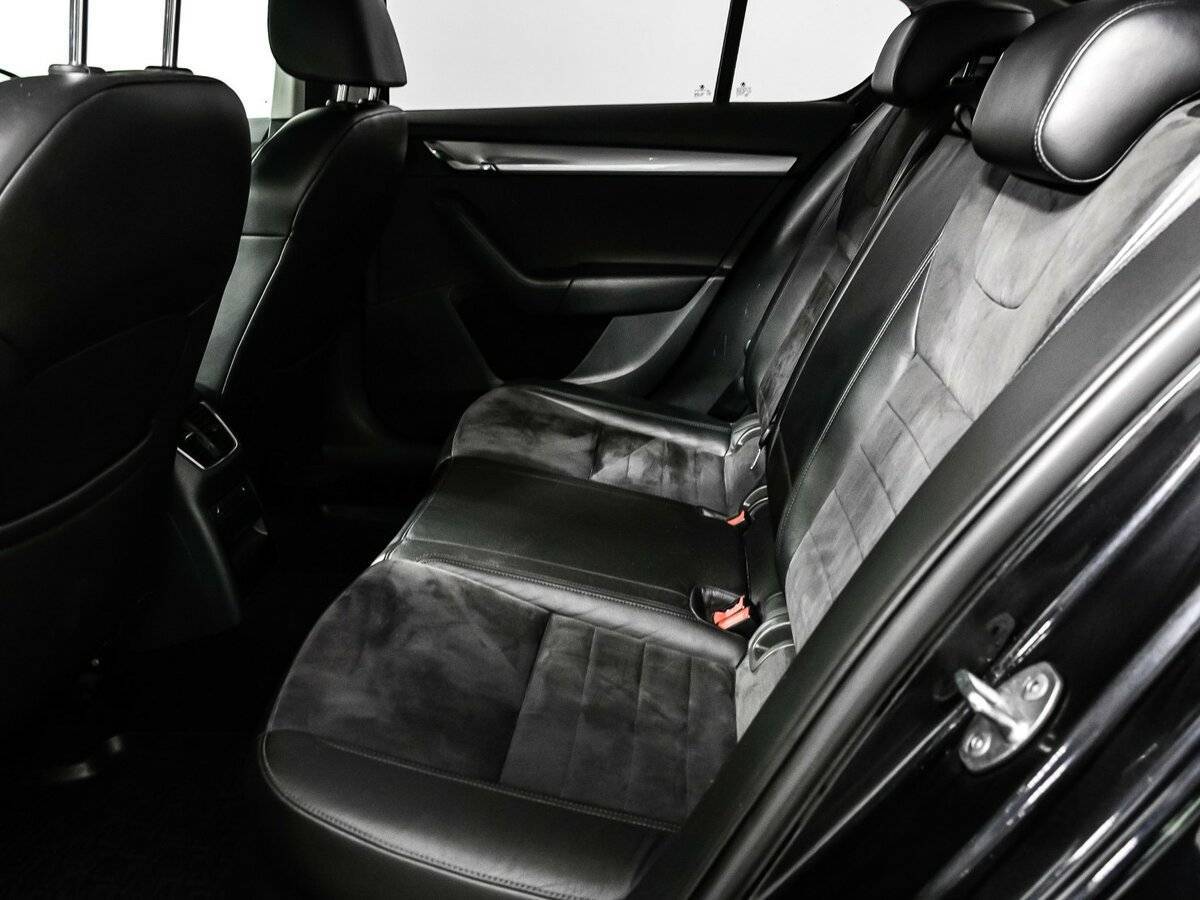 Skoda Octavia с пробегом — 2014 год. Фото: #11