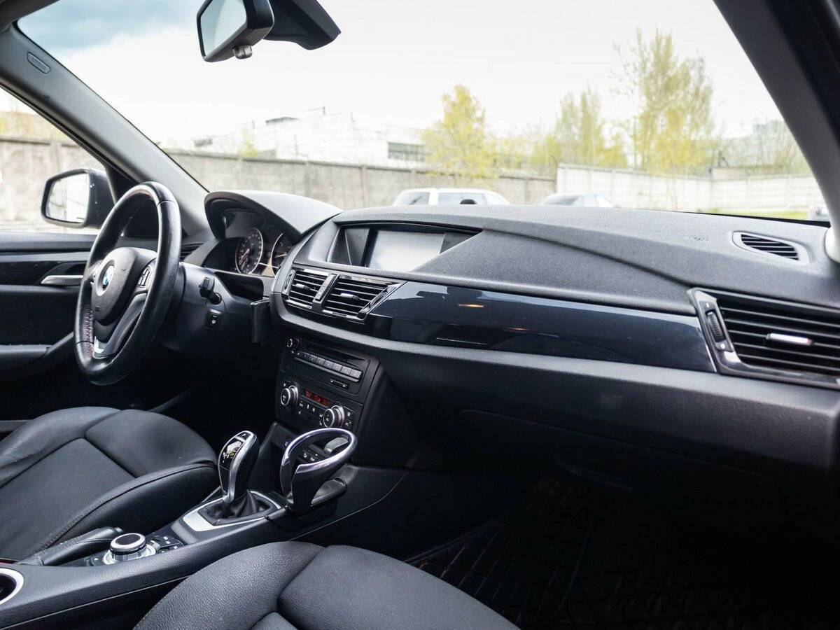 BMW X1 с пробегом — 2012 год. Фото: #9