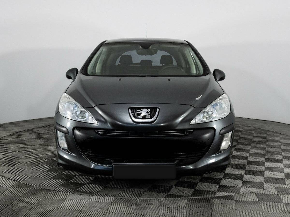 Peugeot 308 с пробегом — 2008 год. Фото: #1