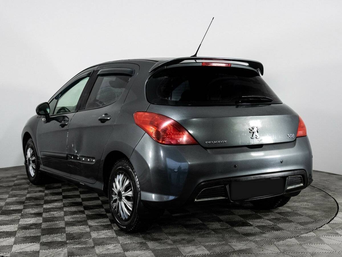 Peugeot 308 с пробегом — 2008 год. Фото: #6
