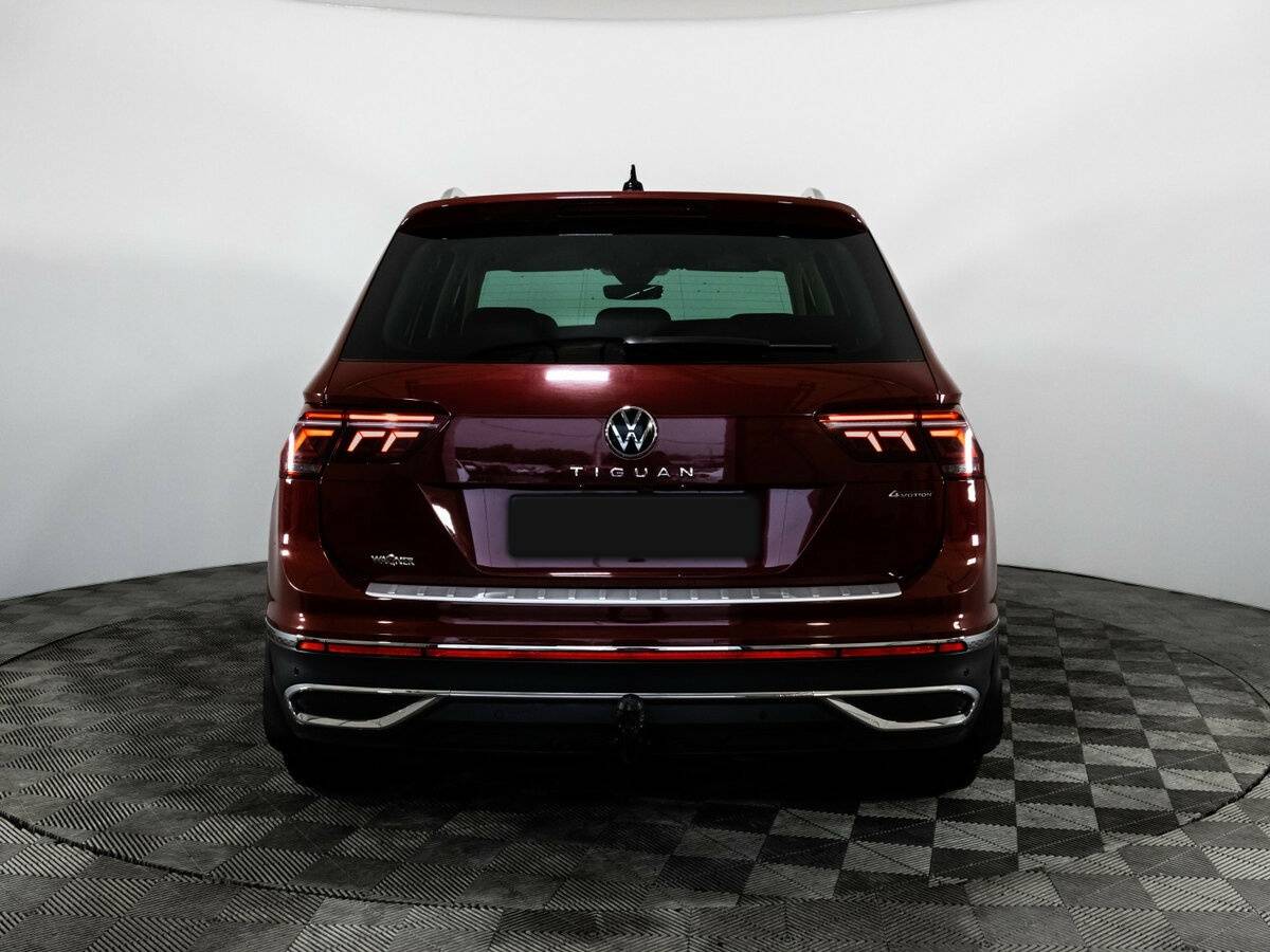 Volkswagen Tiguan с пробегом — 2020 год. Фото: #4