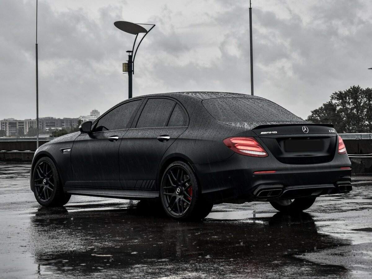 Mercedes-Benz E-Класс AMG с пробегом — 2017 год. Фото: #6