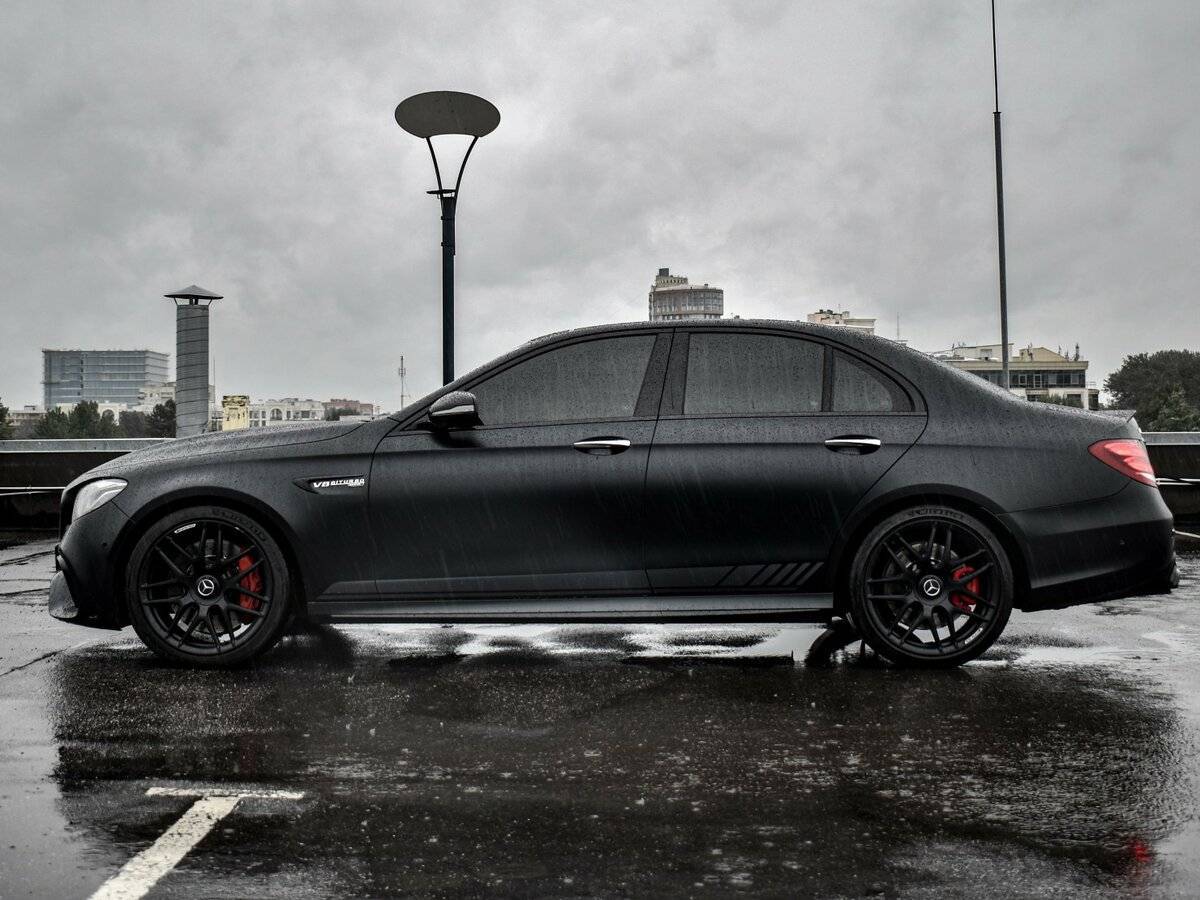 Mercedes-Benz E-Класс AMG с пробегом — 2017 год. Фото: #7