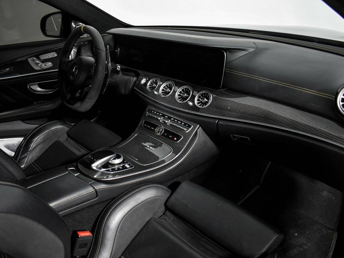 Mercedes-Benz E-Класс AMG с пробегом — 2017 год. Фото: #17