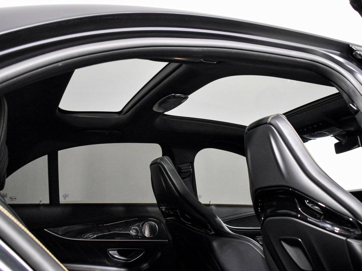 Mercedes-Benz E-Класс AMG с пробегом — 2017 год. Фото: #22