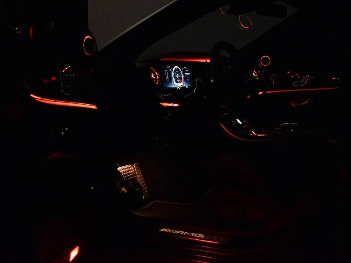 Mercedes-Benz E-Класс AMG с пробегом — 2017 год. Фото: #27