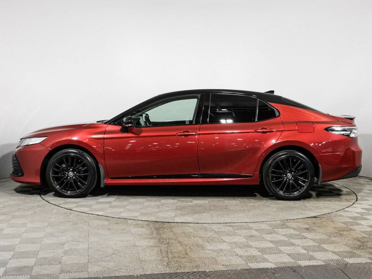 Toyota Camry с пробегом — 2021 год. Фото: #7