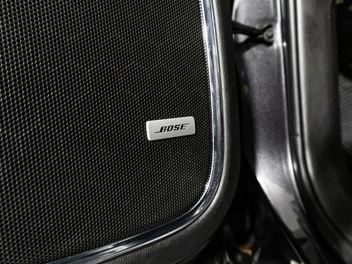 Chevrolet Tahoe с пробегом — 2016 год. Фото: #14