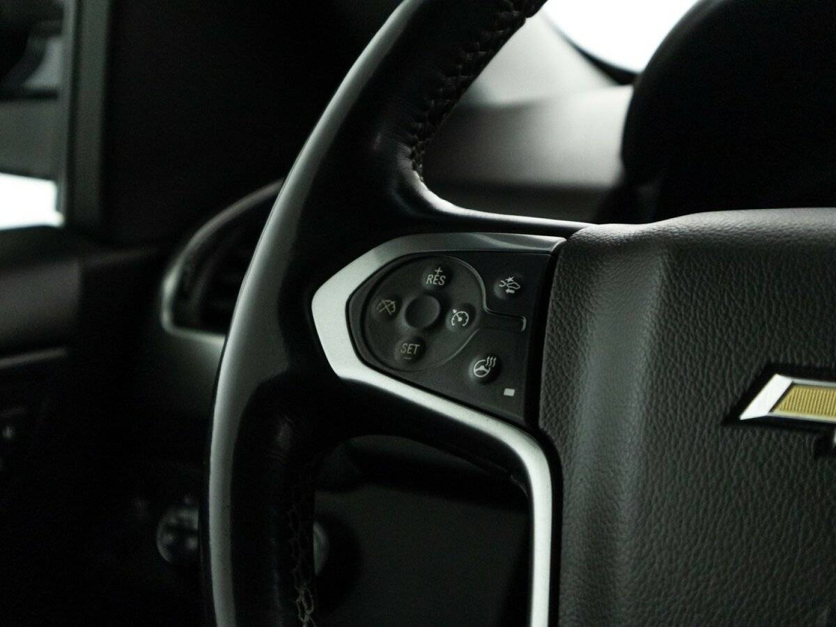 Chevrolet Tahoe с пробегом — 2016 год. Фото: #20