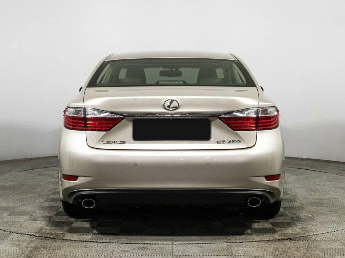Lexus ES с пробегом — 2014 год. Фото: #5