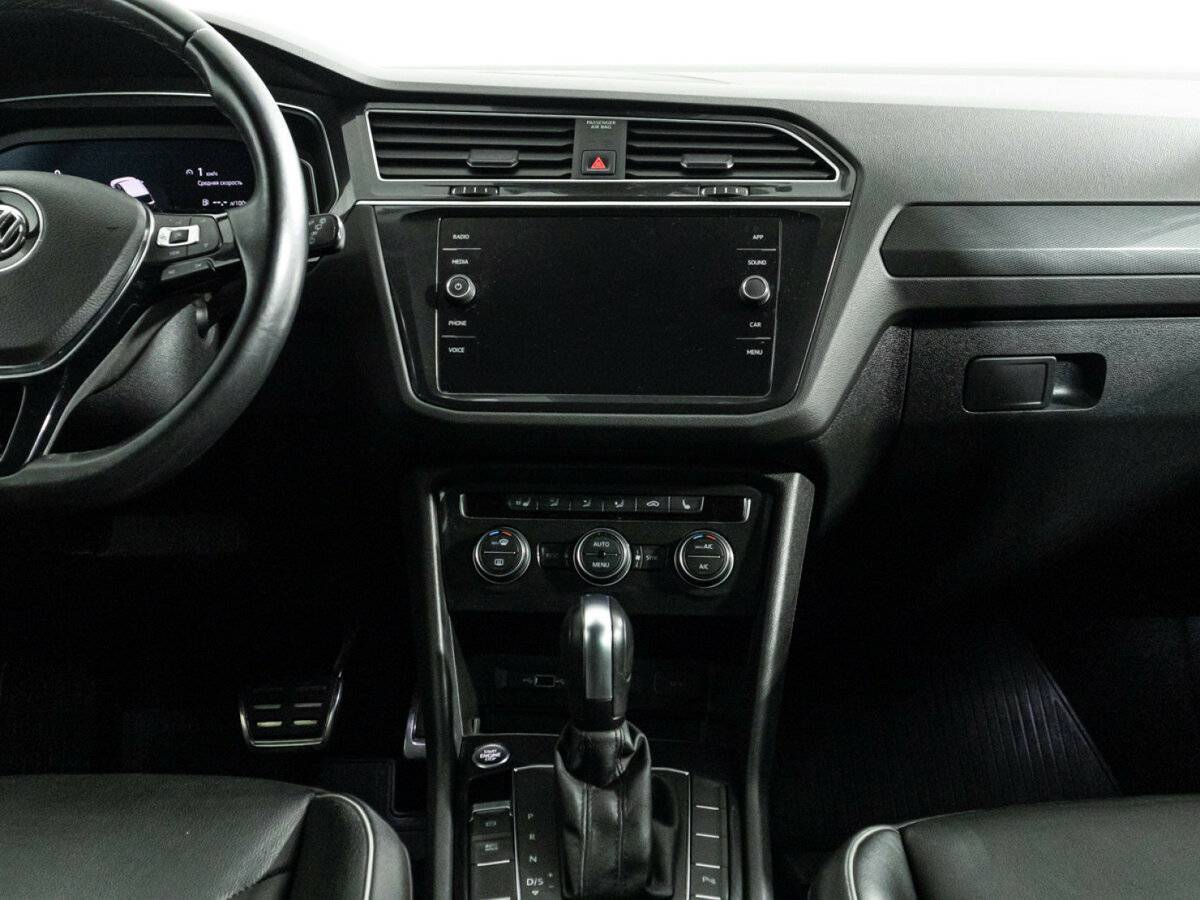 Volkswagen Tiguan с пробегом — 2020 год. Фото: #13