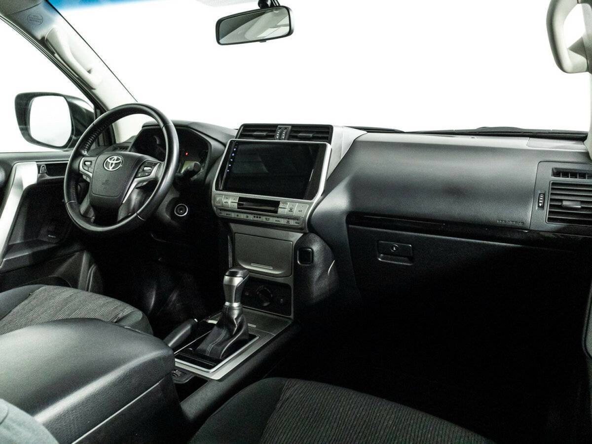 Toyota Land Cruiser Prado с пробегом — 2020 год. Фото: #8