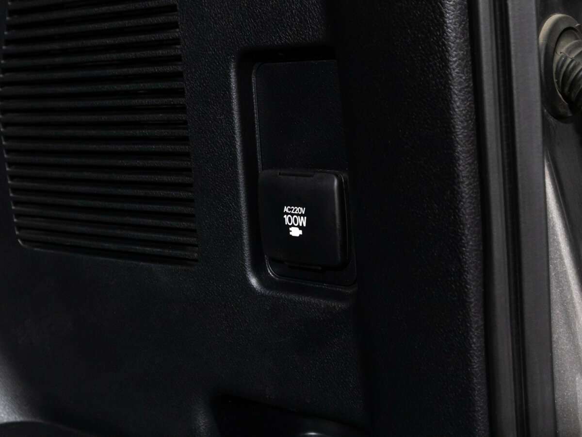 Toyota Land Cruiser Prado с пробегом — 2020 год. Фото: #15