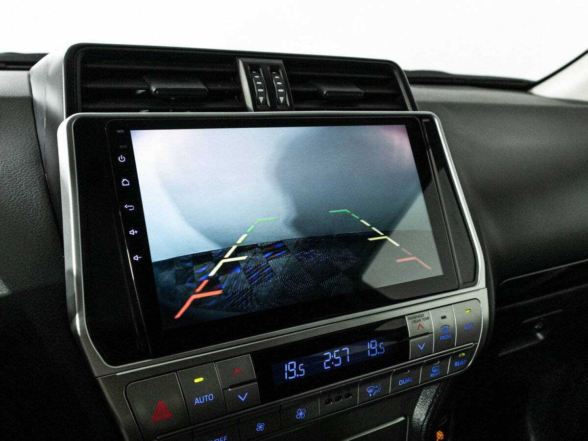 Toyota Land Cruiser Prado с пробегом — 2020 год. Фото: #17