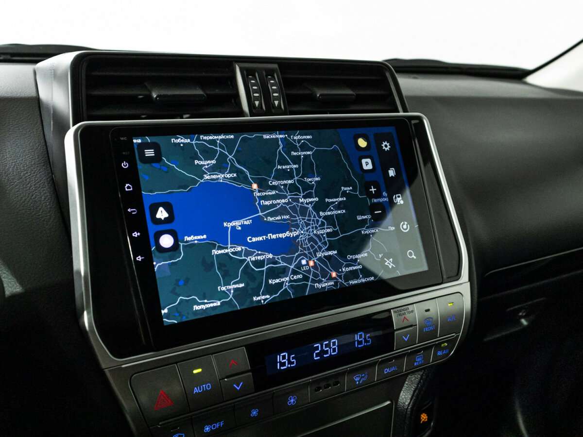 Toyota Land Cruiser Prado с пробегом — 2020 год. Фото: #18