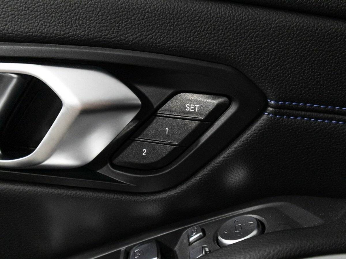 BMW 3 серии с пробегом — 2021 год. Фото: #16