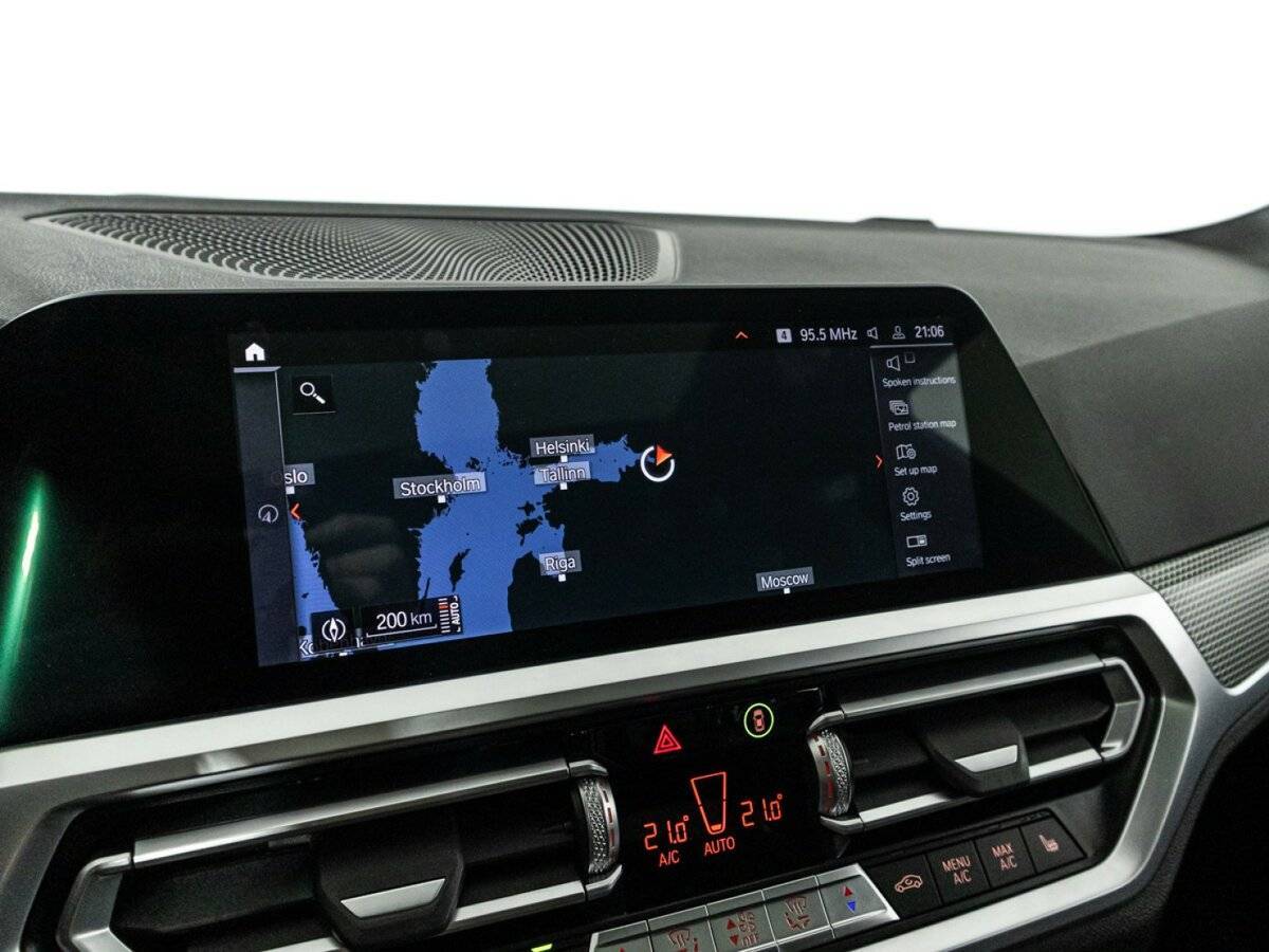 BMW 3 серии с пробегом — 2021 год. Фото: #18