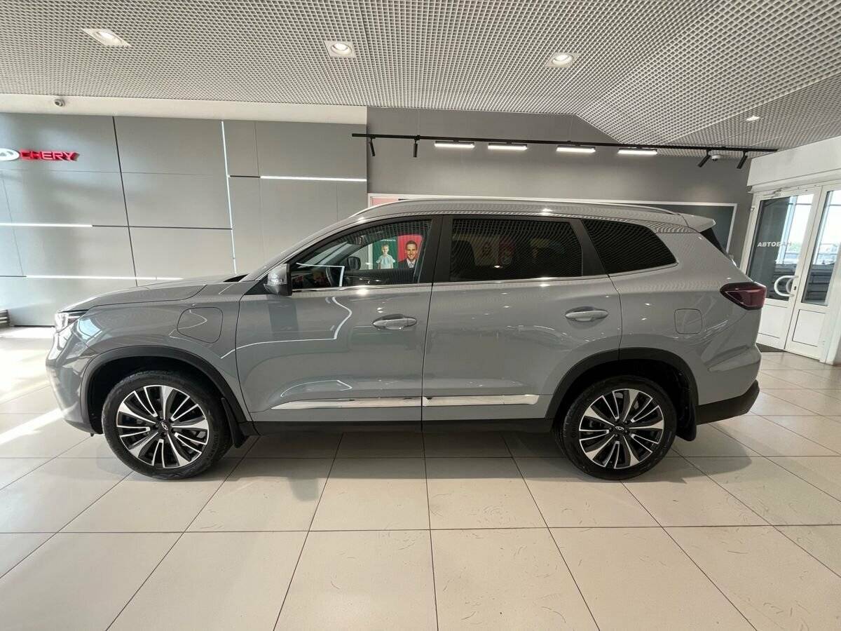 Chery Tiggo 8 Pro Plug-in Hybrid с пробегом — 2023 год. Фото: #7