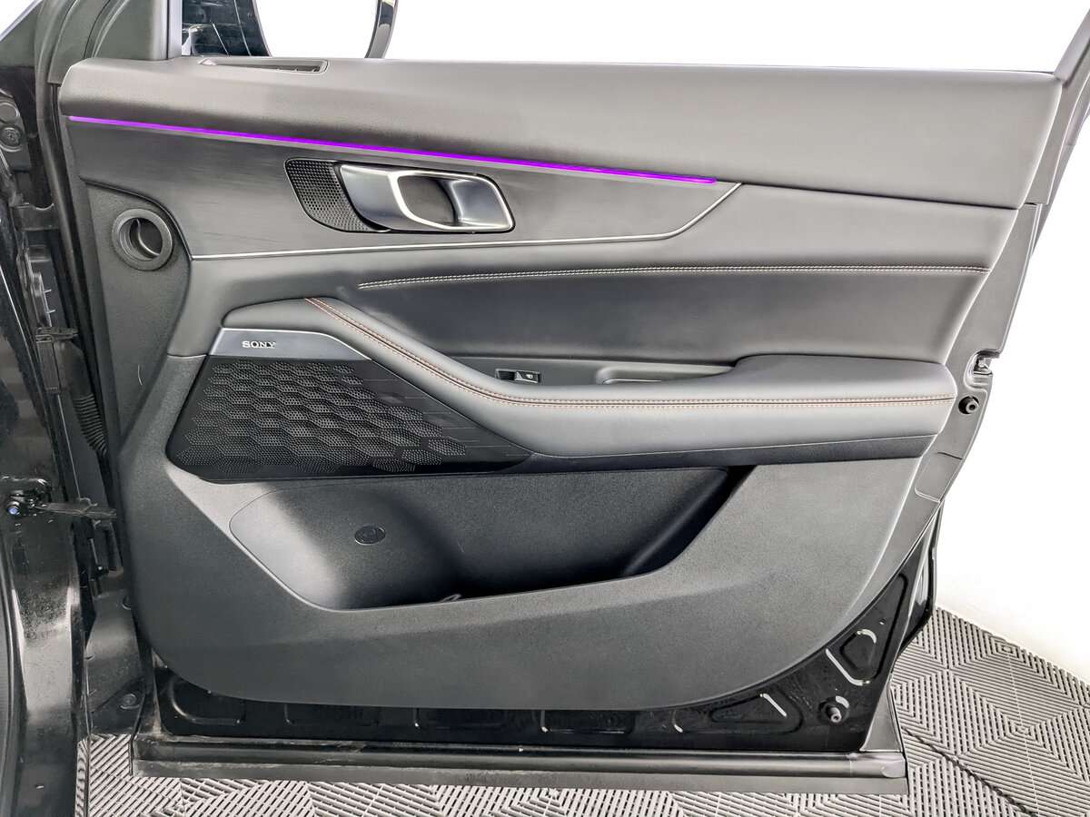 Changan UNI-K с пробегом — 2023 год. Фото: #25