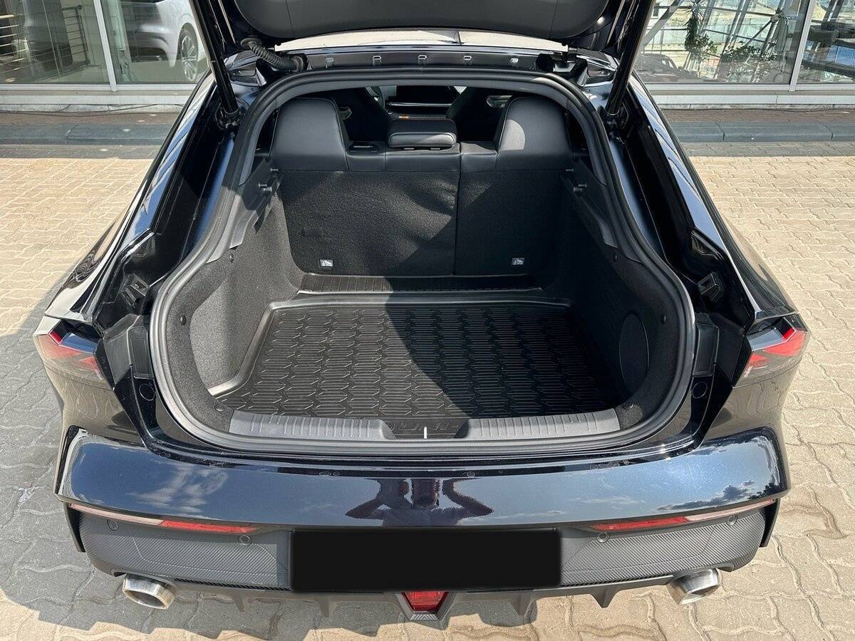 Changan UNI-V с пробегом — 2024 год. Фото: #23