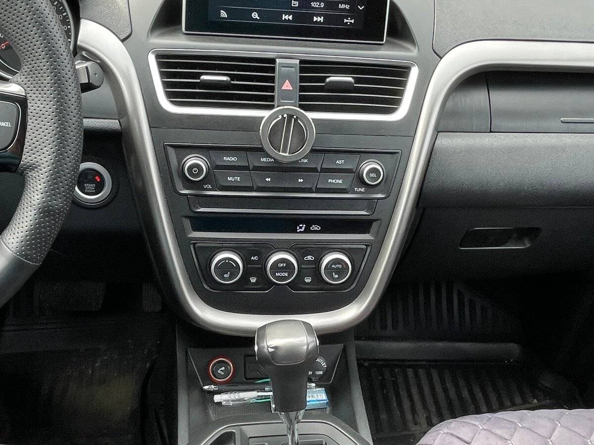 FAW Besturn X80 с пробегом — 2019 год. Фото: #8