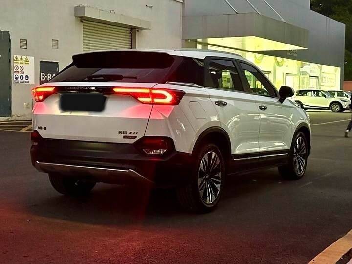 FAW Bestune T77 с пробегом — 2021 год. Фото: #4