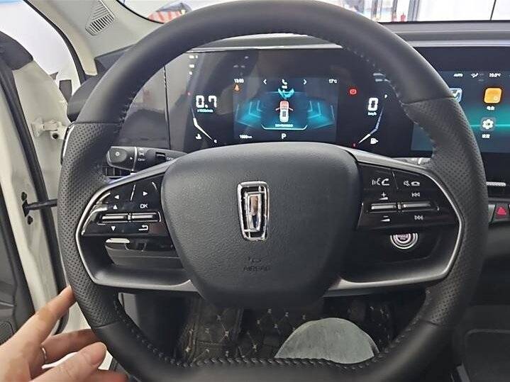 FAW Bestune T55 с пробегом — 2021 год. Фото: #5