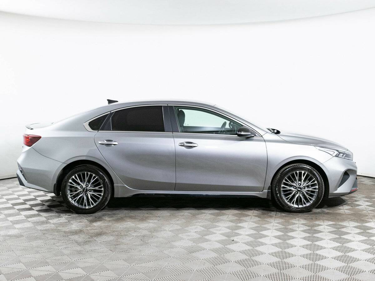 Kia Cerato с пробегом — 2021 год. Фото: #3