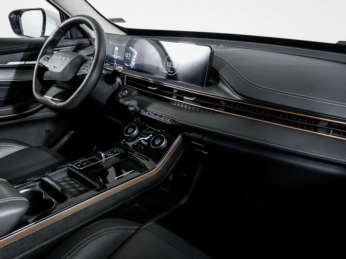 EXEED LX с пробегом — 2023 год. Фото: #12