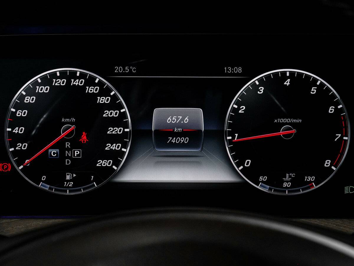 Mercedes-Benz E-Класс с пробегом — 2018 год. Фото: #10