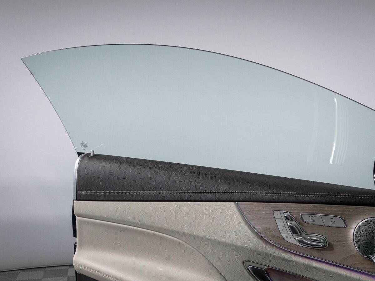 Mercedes-Benz E-Класс с пробегом — 2018 год. Фото: #18